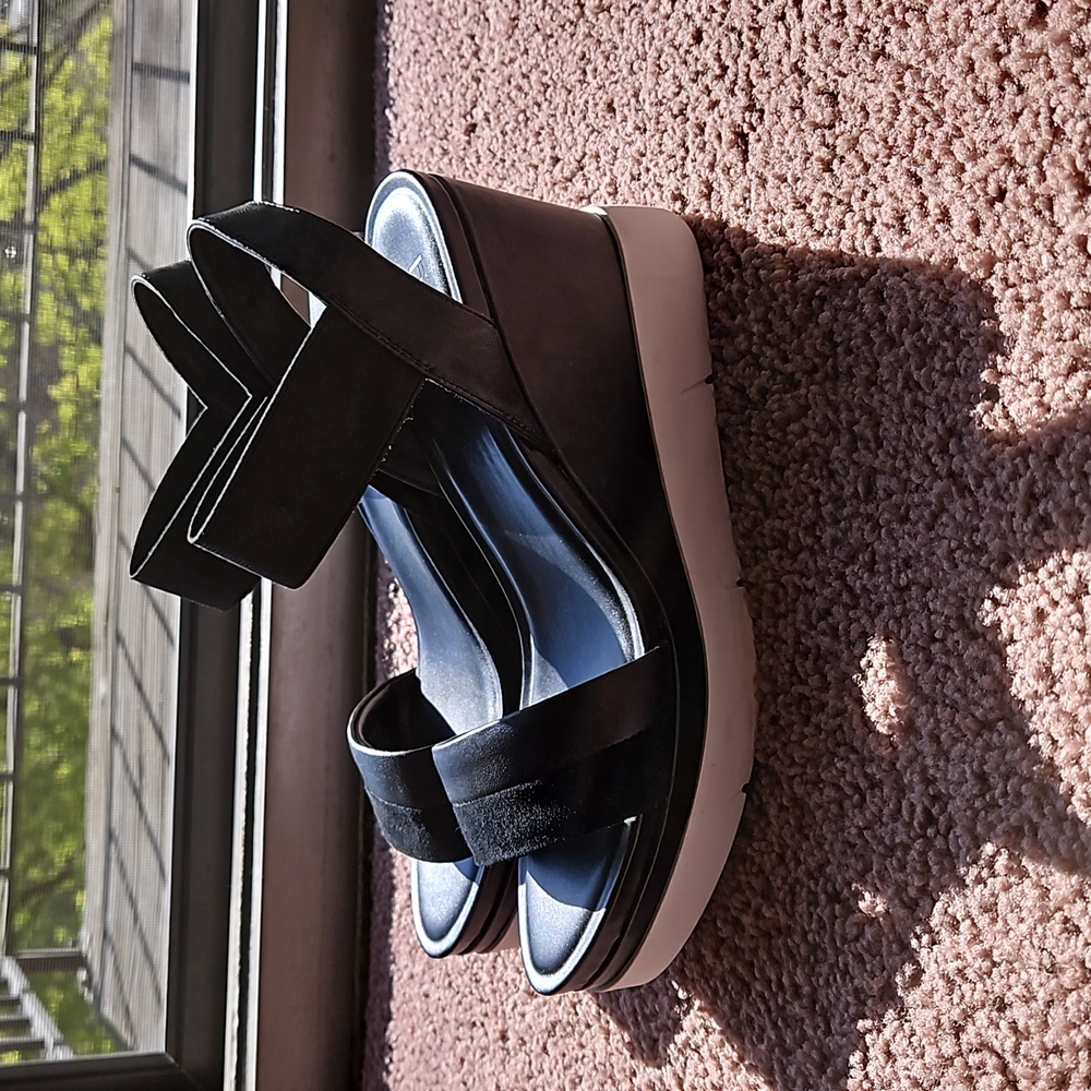 NWOT Franco Sarto Wedge Sandal!